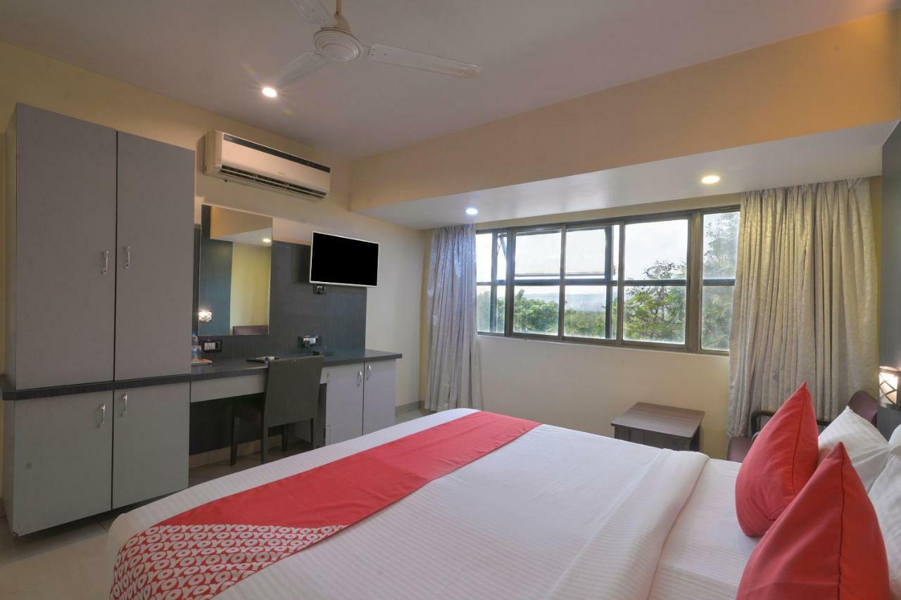 Oyo 3287 Hotel Mansarovar Navi Mumbai Zewnętrze zdjęcie