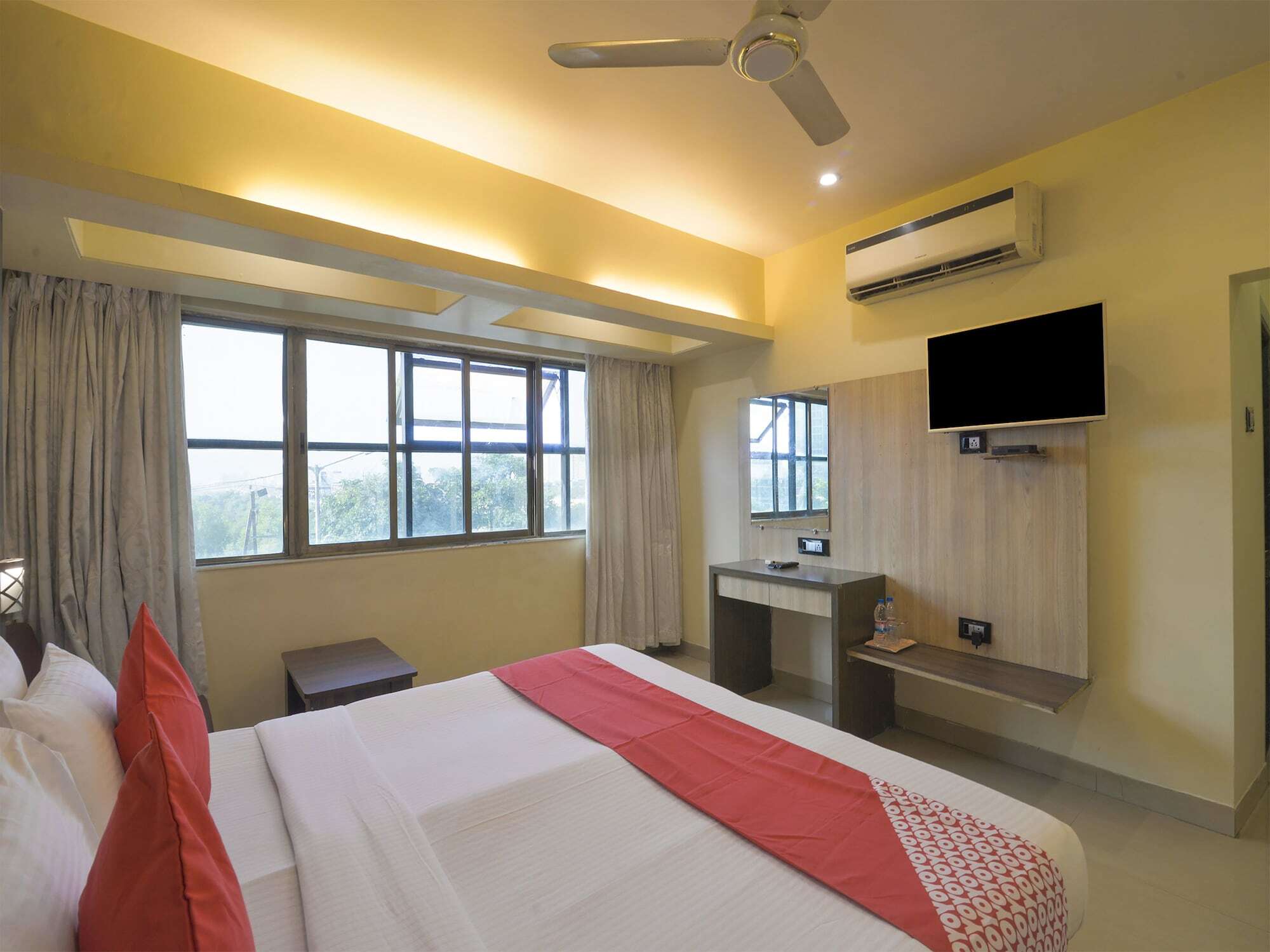 Oyo 3287 Hotel Mansarovar Navi Mumbai Zewnętrze zdjęcie